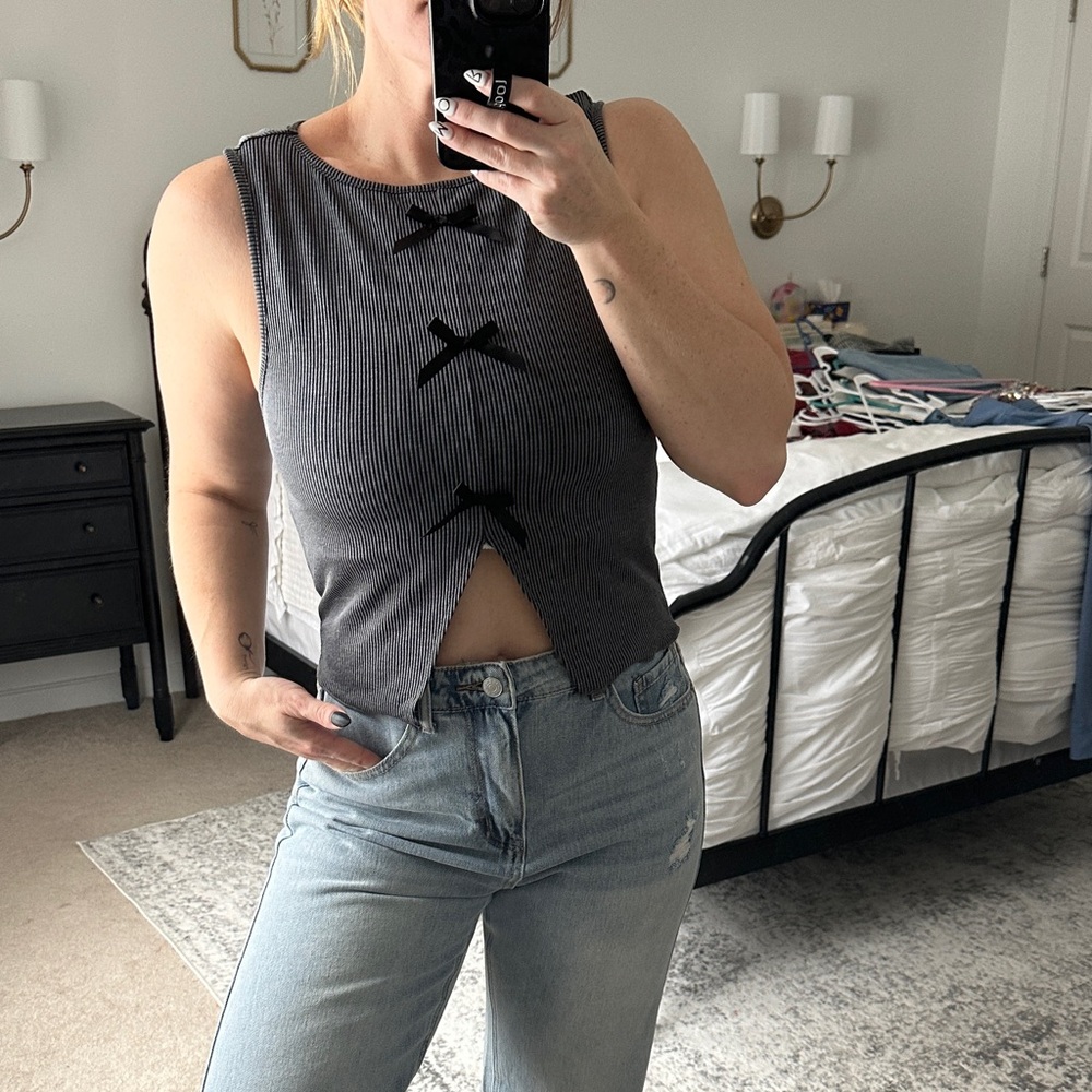 SHEIN Black Bow Accent Tank Top